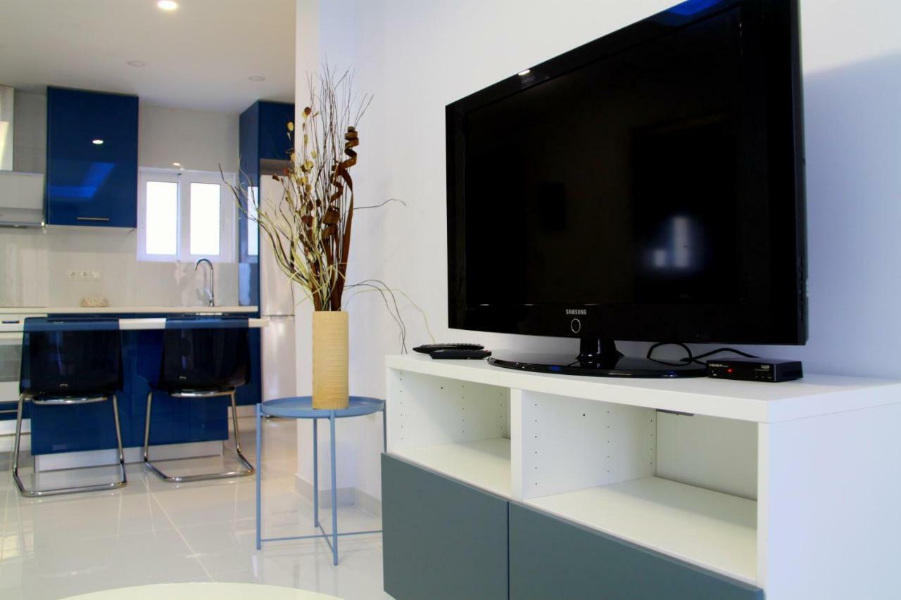 Thiseos 319. Beautiful Apartments Near The Cultural Center Of The Capital. Atina Dış mekan fotoğraf